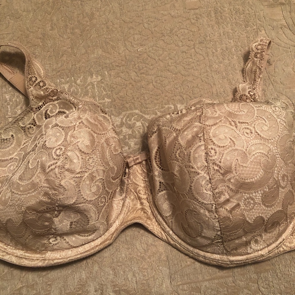 Playtex Beige Lace Underwire Bra